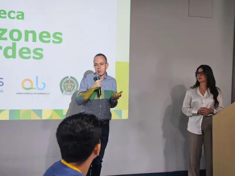 Becas Corazones Verdes: un compromiso de gratitud y solidaridad con nuestra Policía Nacional