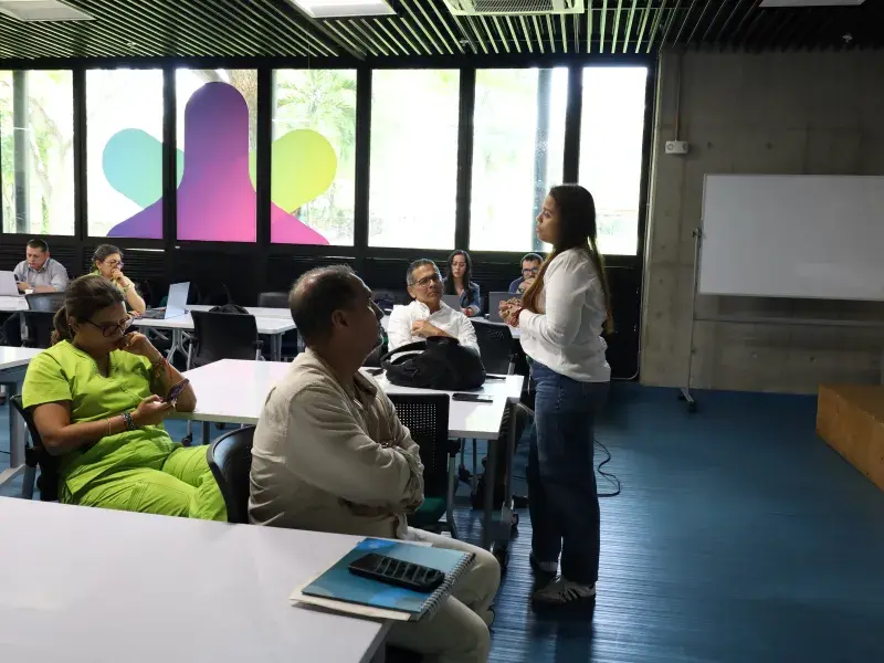 Centro Magis certifica a la primera cohorte de profesores en herramientas de IAGen