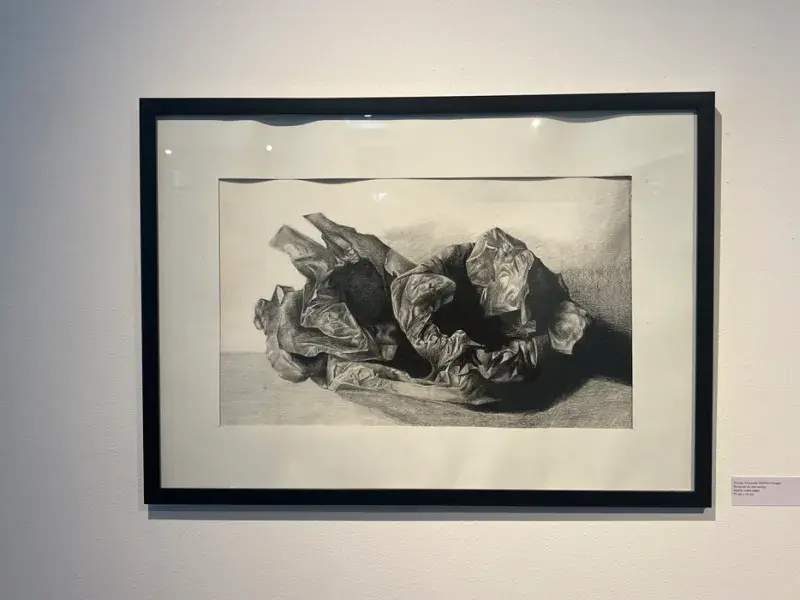 Estudiantes de Artes Visuales exploraron la memoria en la exposición 'Huellas entre lápiz y agua'