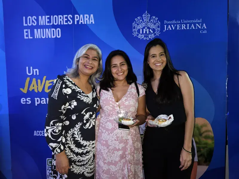 Emotivo encuentro de egresados 