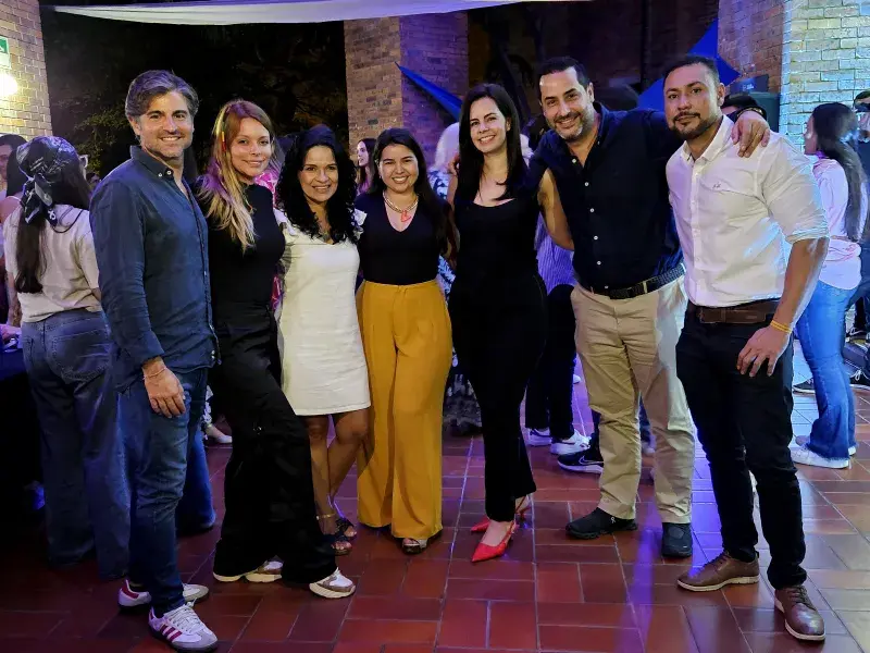 Emotivo encuentro de egresados