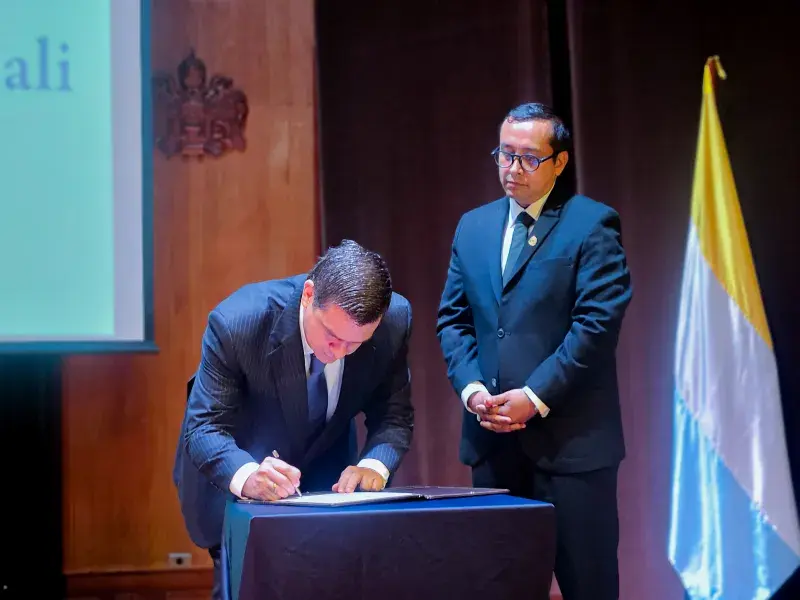 La llegada de Camilo Rocha a la Vicerrectoría Académica representa no solo una apuesta por la excelencia académica, sino también por un liderazgo cercano, humano y comprometido con el bienestar y el crecimiento de toda la comunidad javeriana.